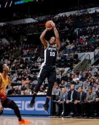  戈贝尔18篮板爵士力克魔术  