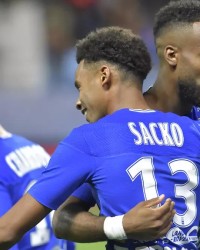  特鲁瓦保级生死战绝杀克莱蒙逃离降级区  