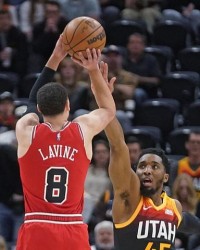  拉文三分手感火热公牛击败猛龙结束东部连败