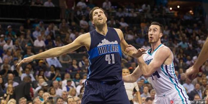  艾顿护框成功太阳主场轻取黄蜂豪取九连胜